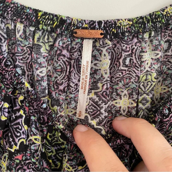 Free People Cropped Mandala Blouse Size Small - Picture 5 of 9